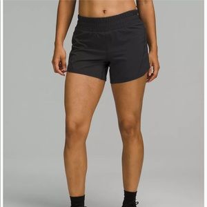 Lululemon 5in track that shorts